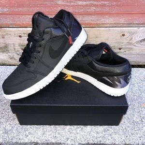 Jordan 1 low “PSG”